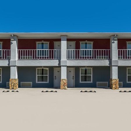 Americas Best Value Inn Alpine Exterior photo