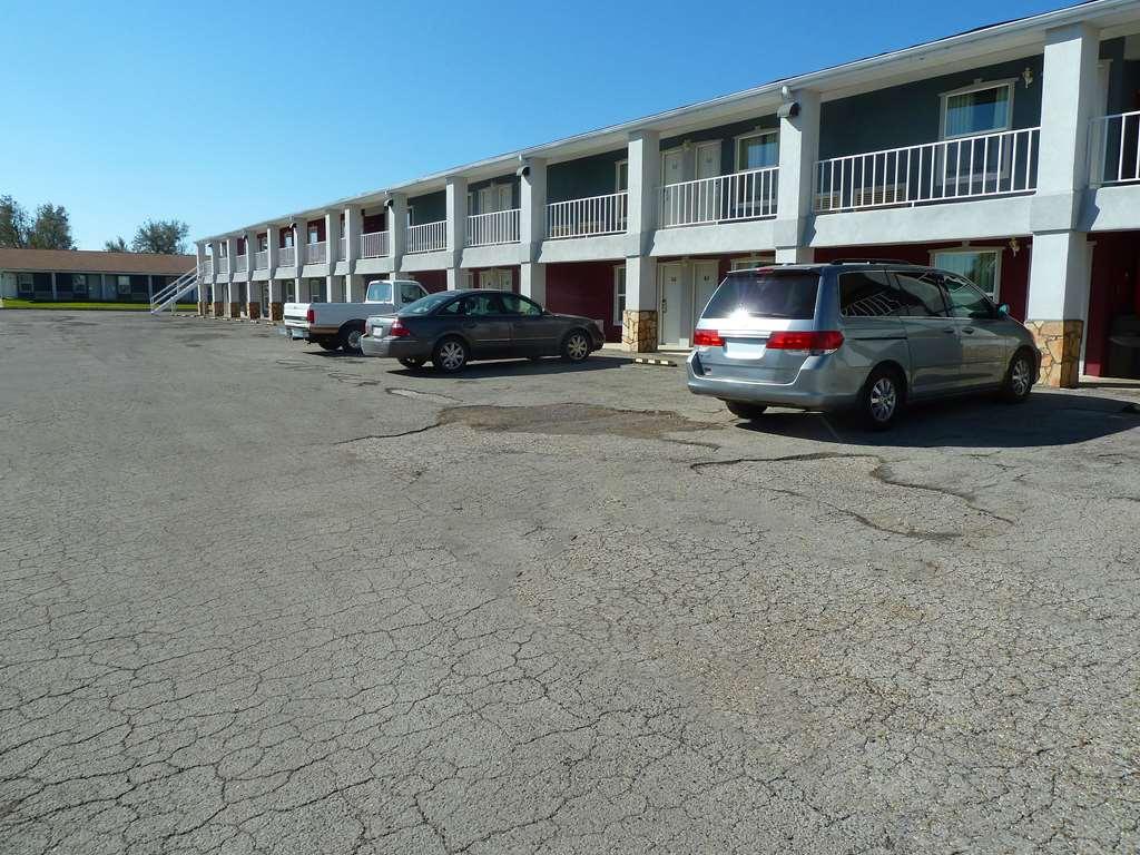 Americas Best Value Inn Alpine Facilities photo