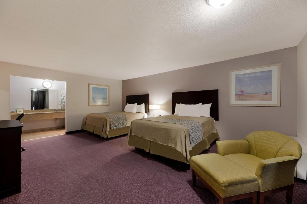Americas Best Value Inn Alpine Exterior photo